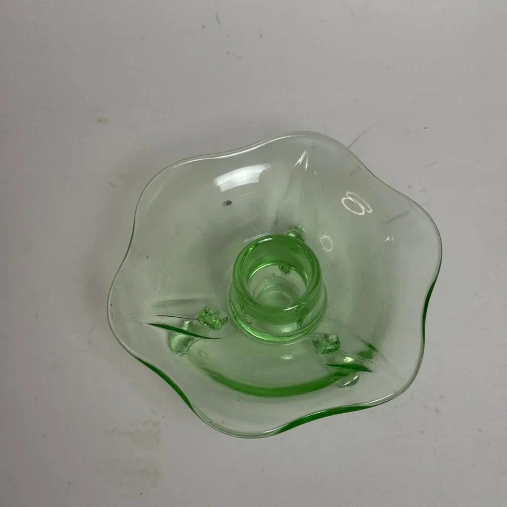 Fenton Uranium Glass Lotus‎ 6 Petal 3 Footed Green Candle Holder UV Reactive